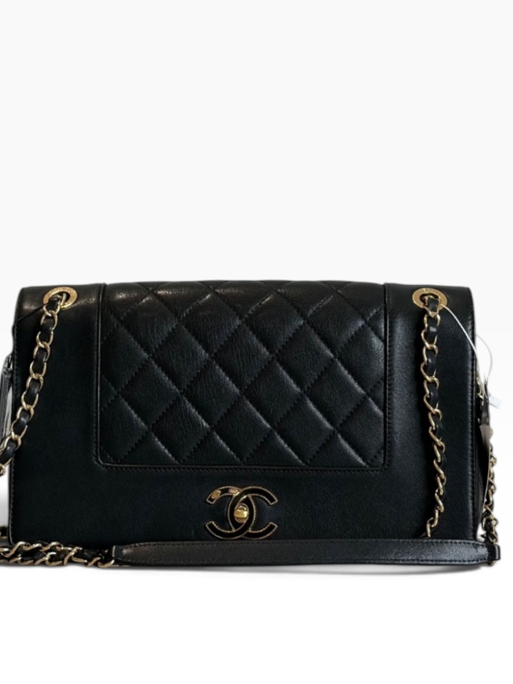 CHANEL Black Quilted Leather Flap Shoulder Crossbody Bag Gold CC Chain